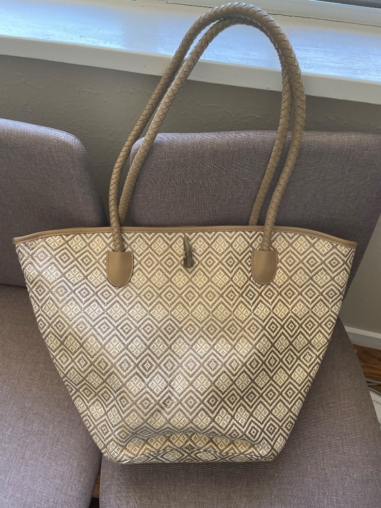 Neiman Marcus Handbags - Neiman Marcus Gold Diamond Print Tote Bag | Braided Rope Handles | Leather Trim
